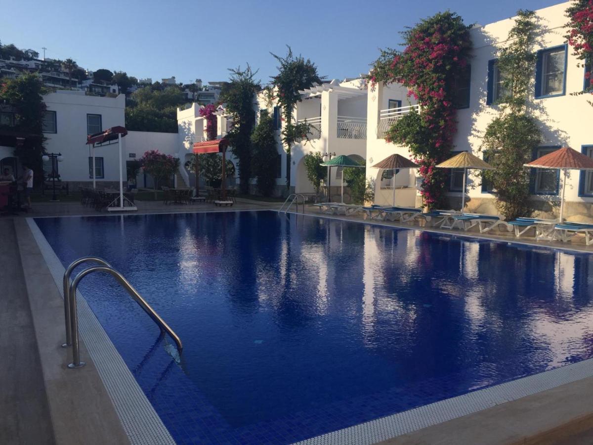 Paradise Apart Hotel Bitez Exterior foto